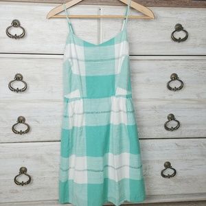 Old Navy Dresses - Old Navy plaid print dress Old Navy Dresses - Old Navy plaid print dress
